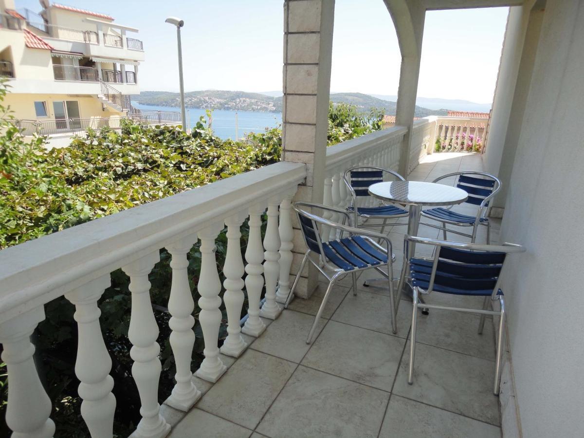 Apartments Ilak Trogir Zewnętrze zdjęcie