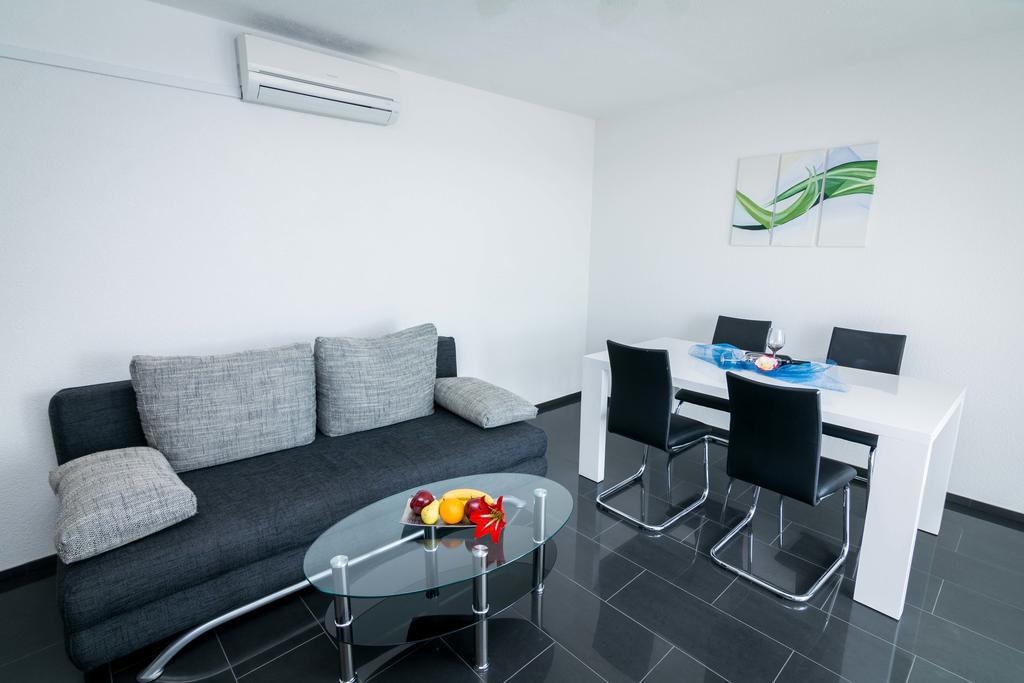 Apartments Ilak Trogir Zewnętrze zdjęcie